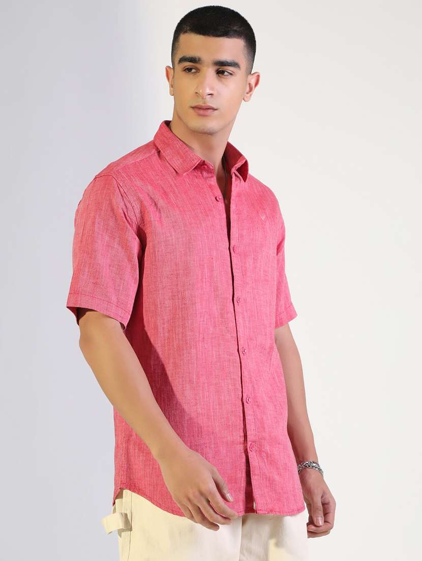 men soild collared short sleeve shirt - 22173658 -  Standard Image - 2