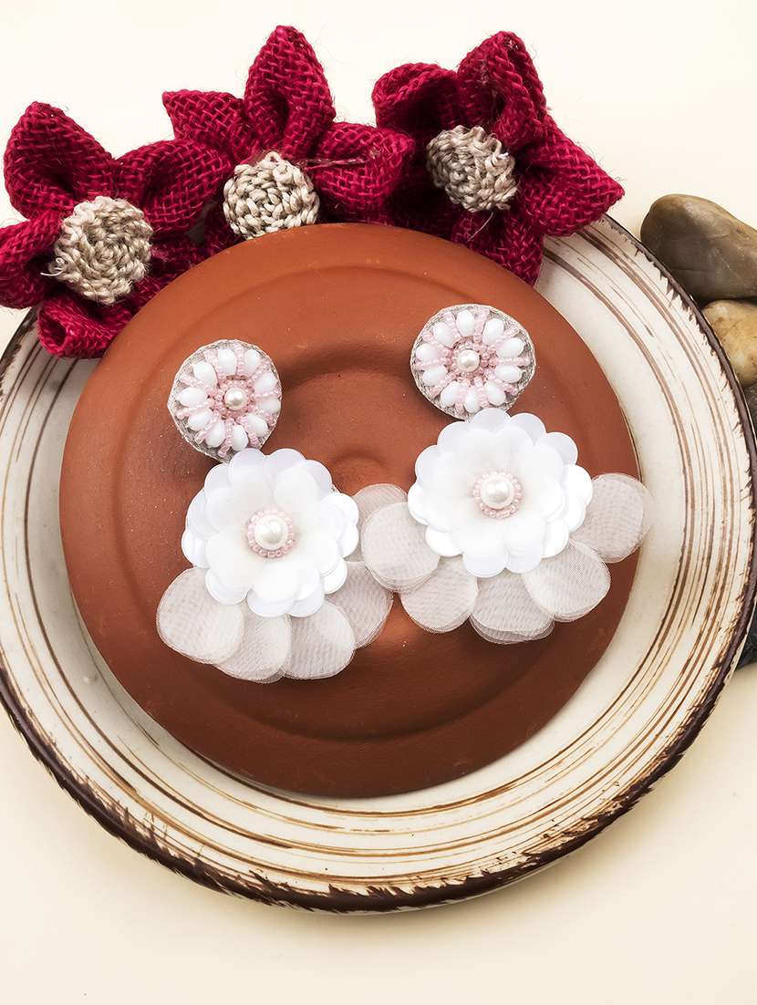 handmade pink flower pearl earrings