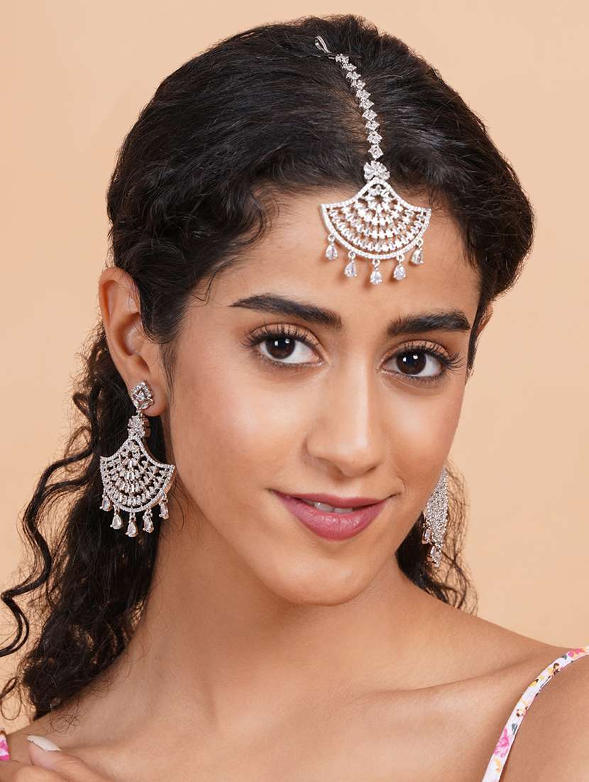 silver symmetrical earring-maangtika set - 22173794 -  Standard Image - 2