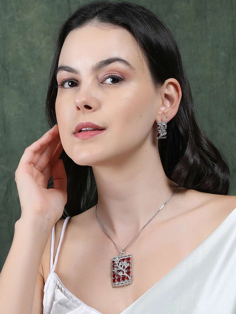 luxurious red ad square pendant with earrings - 22173854 -  Standard Image - 2