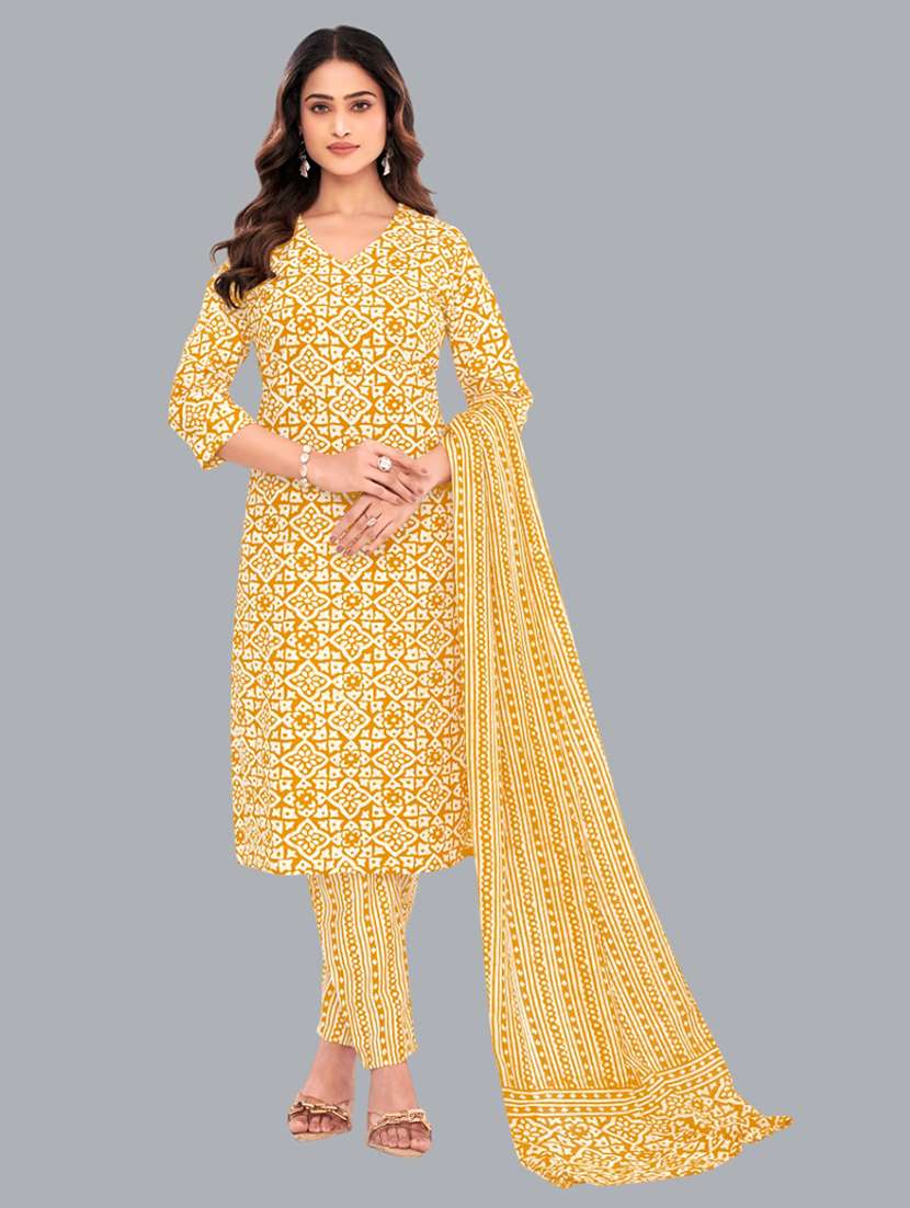 women batik printed three quarter sleeve kurta pant with dupatta set