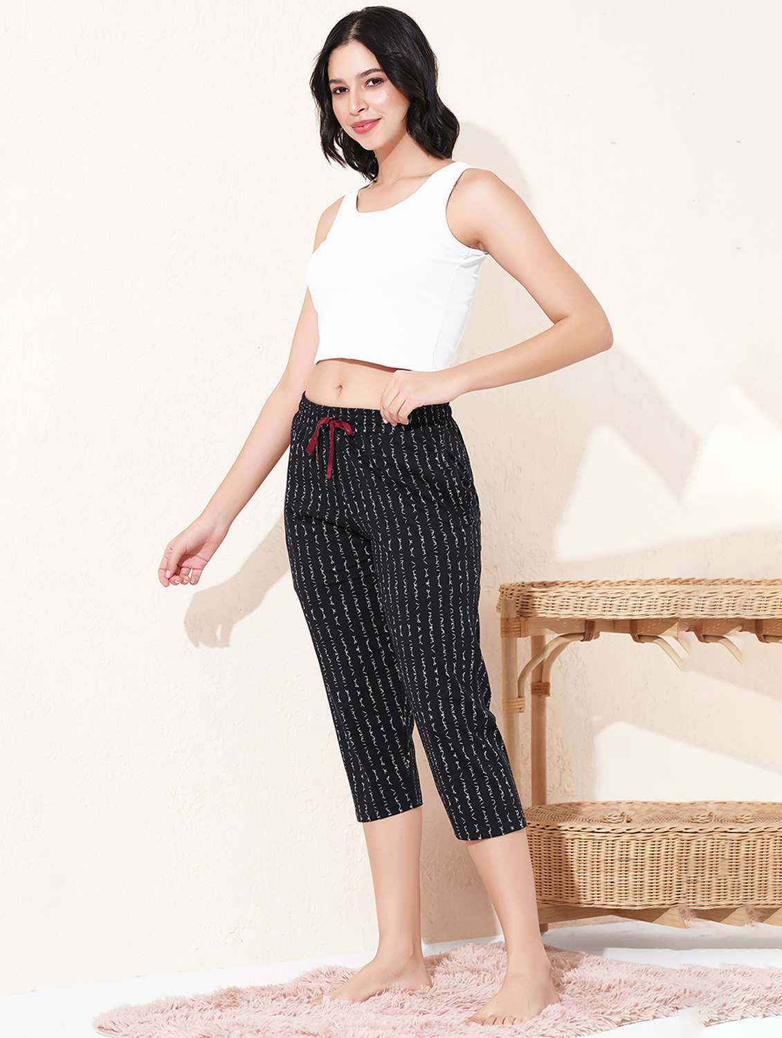 women printed mid rise regular fit capri - 22173957 -  Standard Image - 2