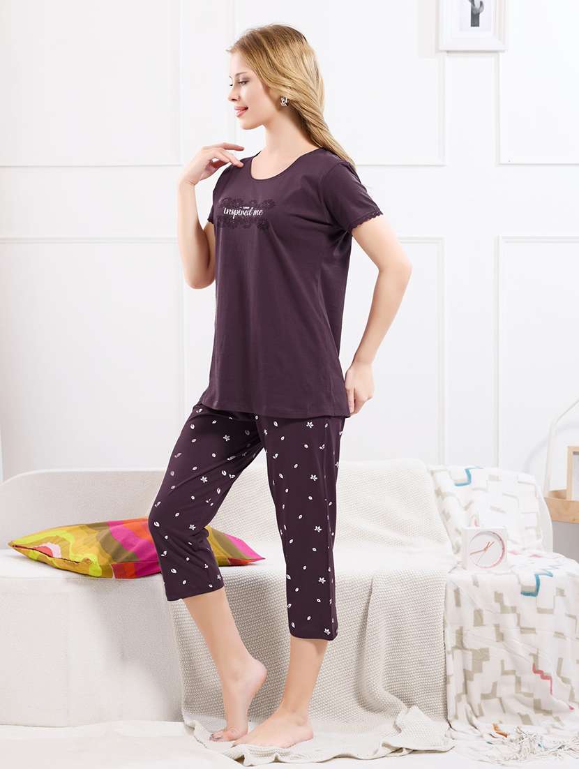 women printed nightwear capri set - 22173975 -  Standard Image - 2