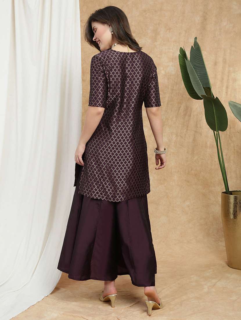 globus women maroon v-neck short sleeves brocade jaal print kurti with flared palazzo festive set - 22174005 -  Standard Image - 2