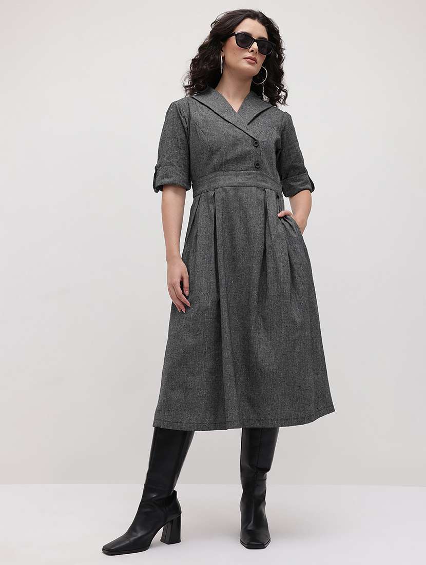 women solid three quarter sleeve dress