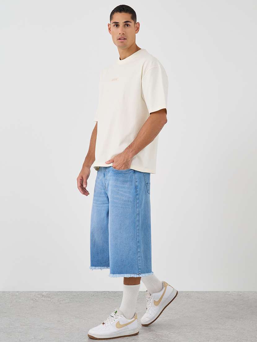 men solid mid rise relaxed fit denim short - 22174747 -  Standard Image - 2