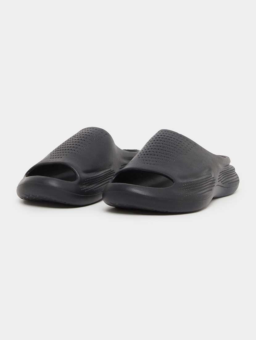 men black solid slip on slider - 22174755 -  Standard Image - 2