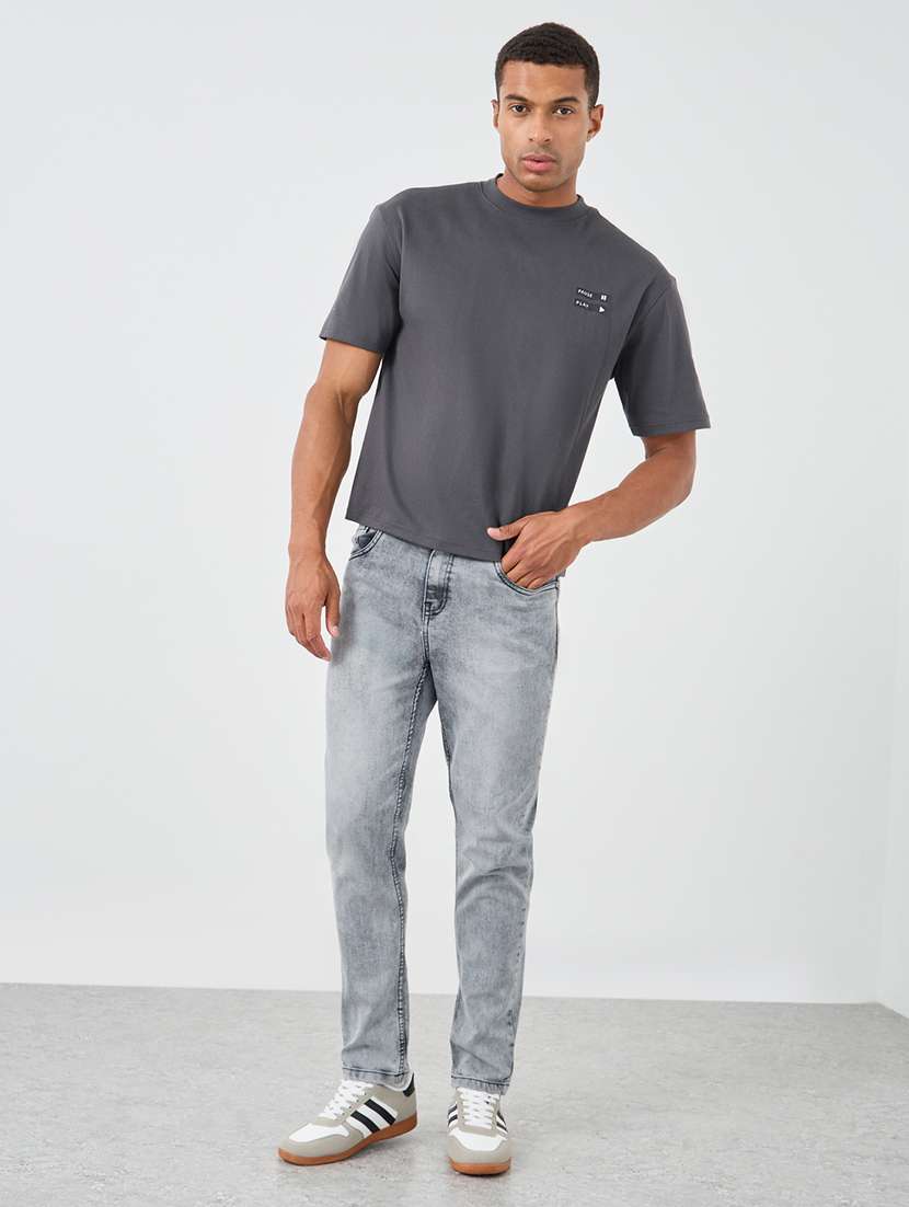 men solid mid rise slim fit jean - 22174792 -  Standard Image - 2