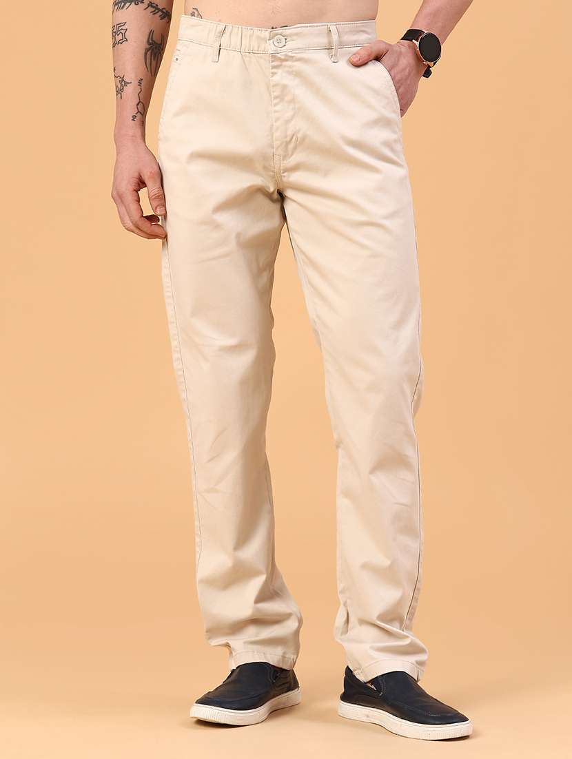 men solid mid rise chinos casual trouser