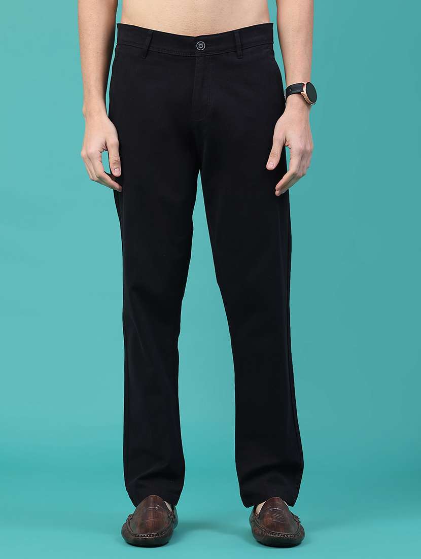 men solid mid rise chino