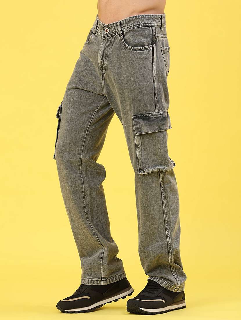 men solid mid rise regular fit cargo - 22176199 -  Standard Image - 2