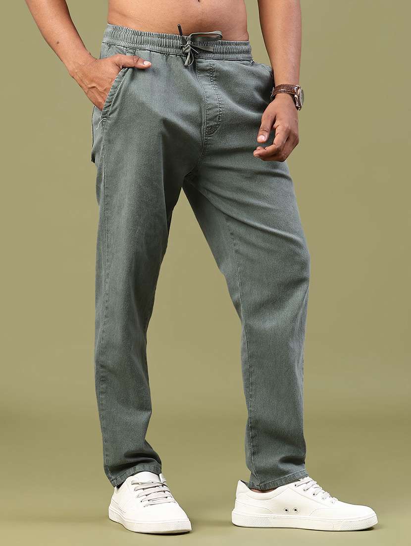 men plain mid rise full length tapered jeans