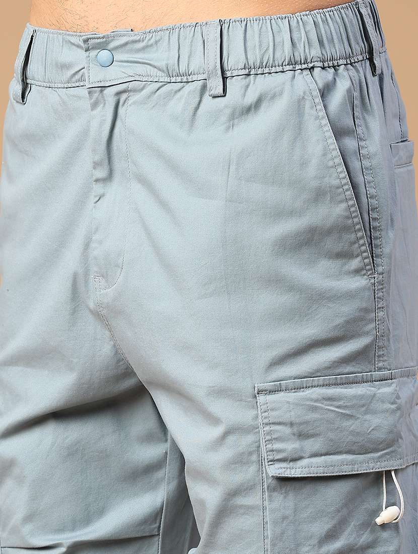 men solid mid rise regular fit cargo - 22176548 -  Standard Image - 2