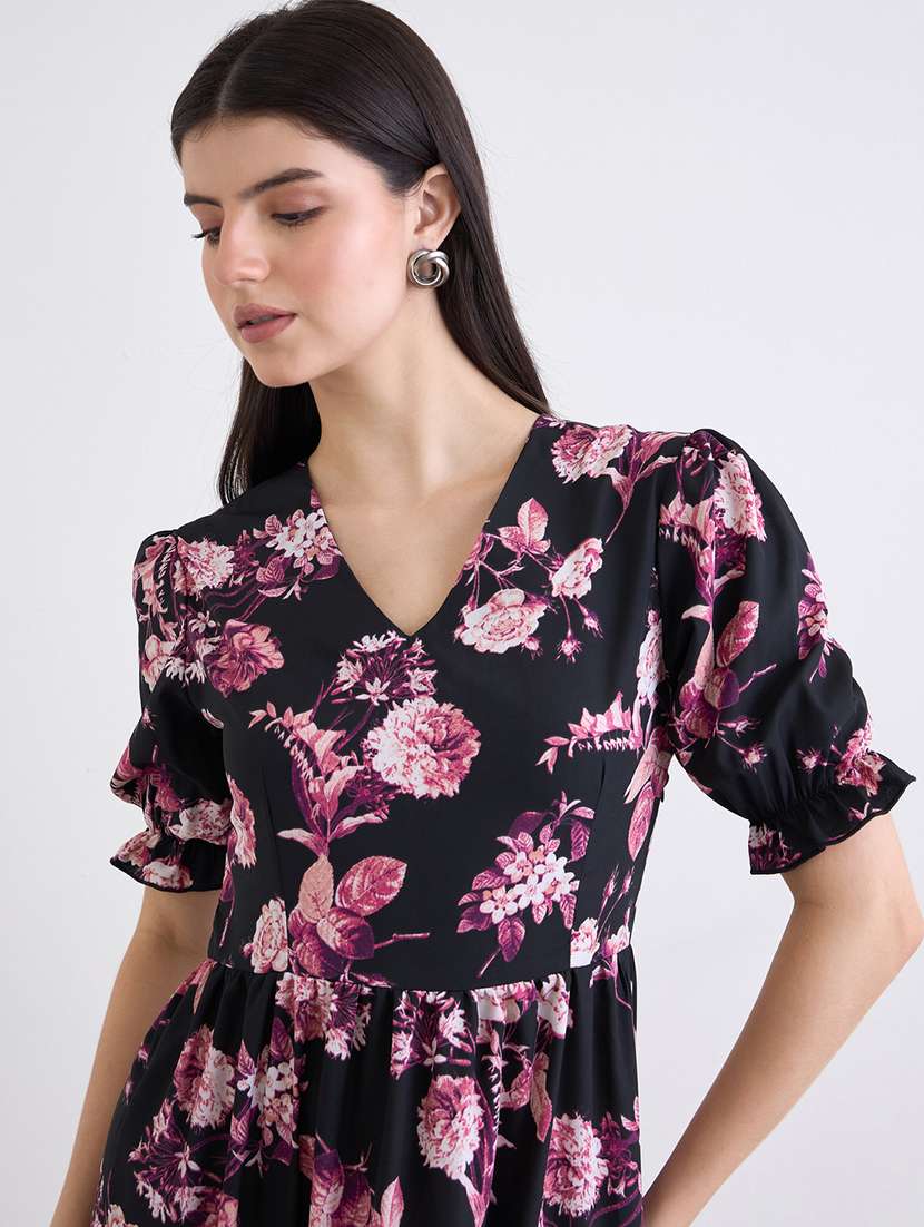 women printed v neck tiered dress - 22176633 -  Standard Image - 2
