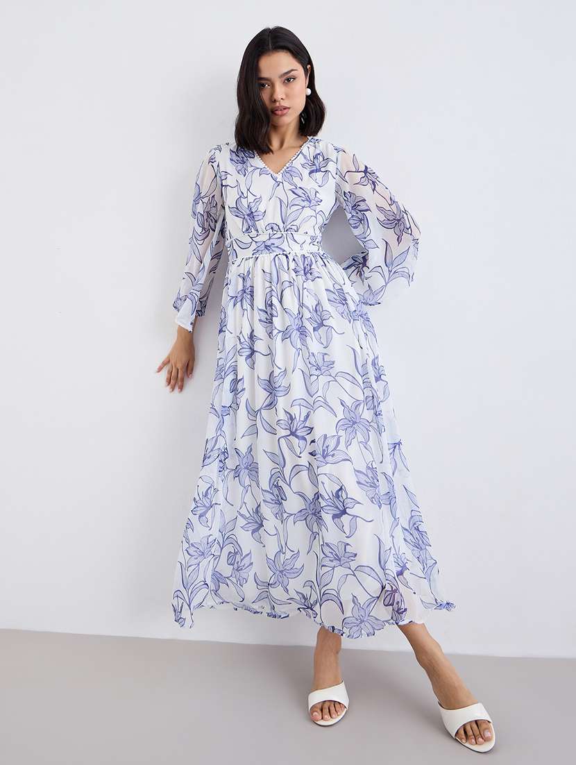 women printed v neck fit and flare dress