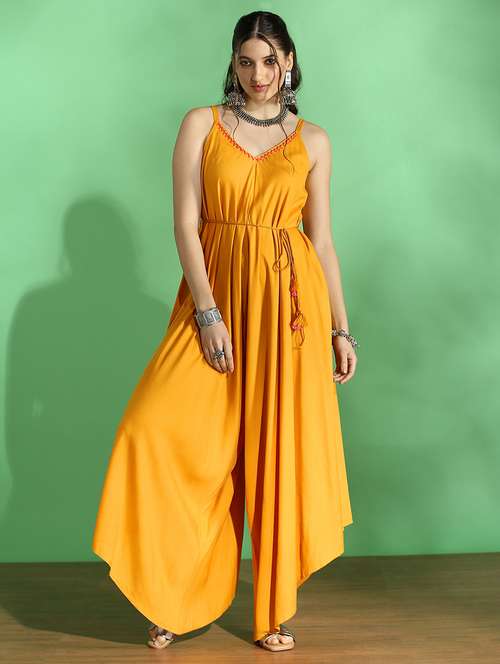 women solid shoulder strap jumpsuit - 22176726 -  Standard Image - 0