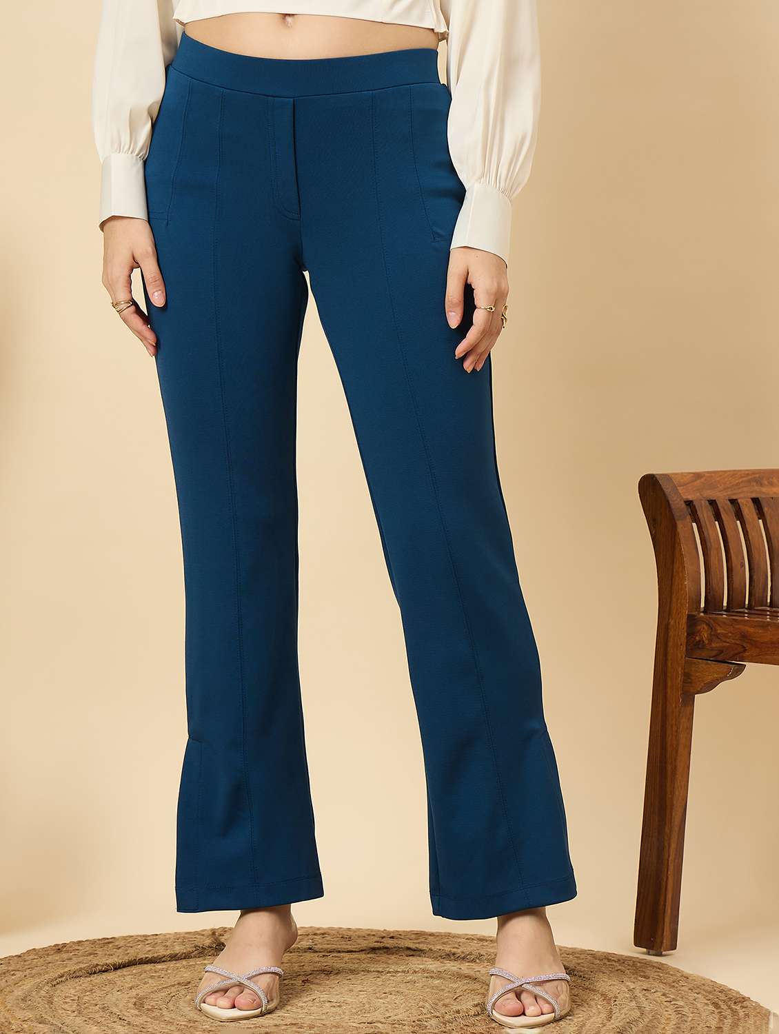women solid mid rise bootcut trouser