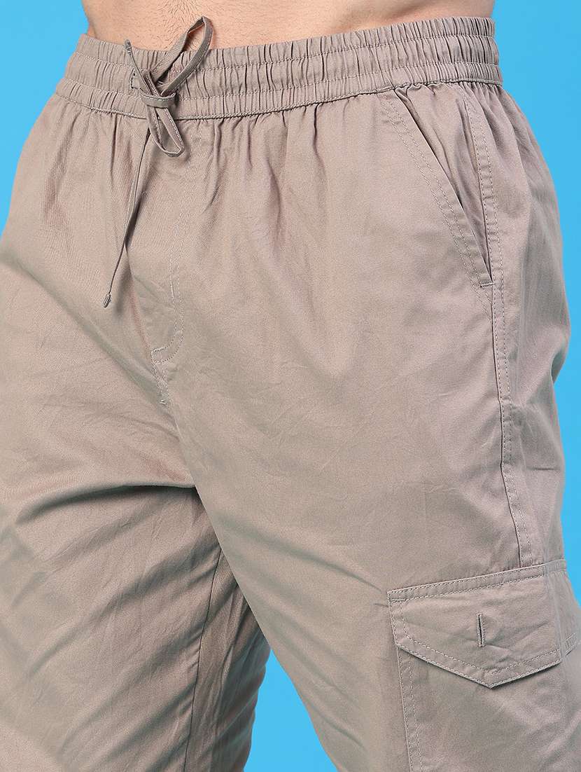 men solid mid rise regular fit cargo - 22176889 -  Standard Image - 2