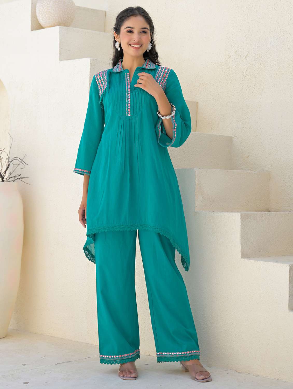 women solid three quarter sleeve regular fit ethnic co-ord set