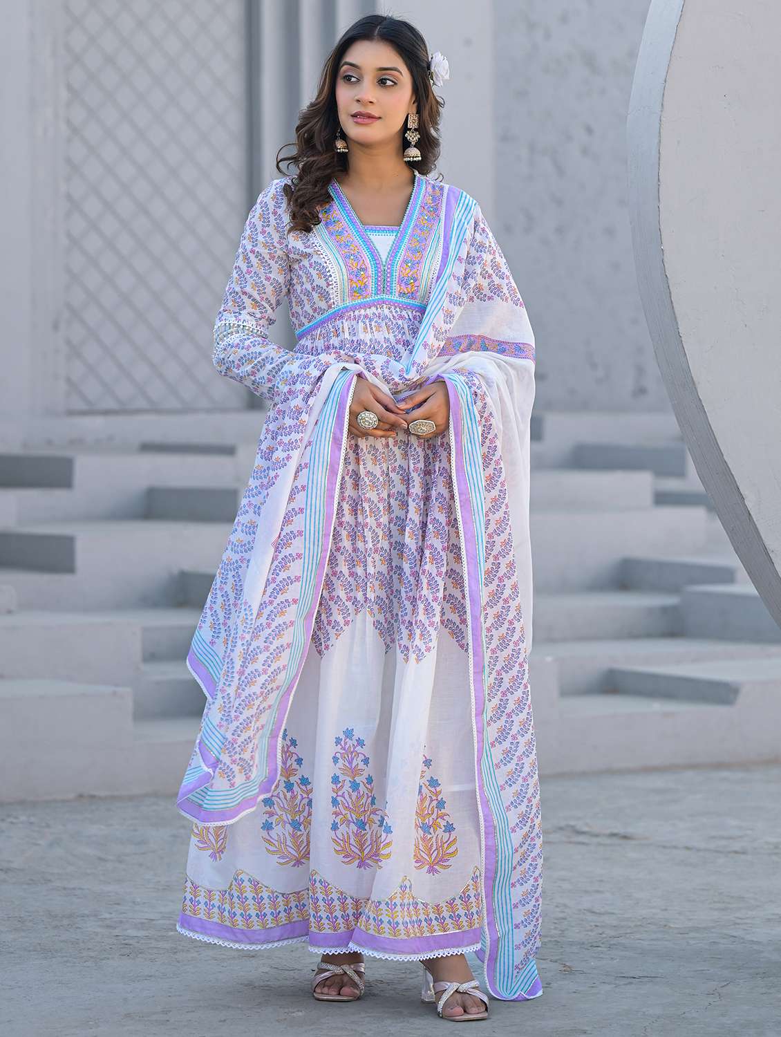 women printed long sleeve kurta with dupatta set
