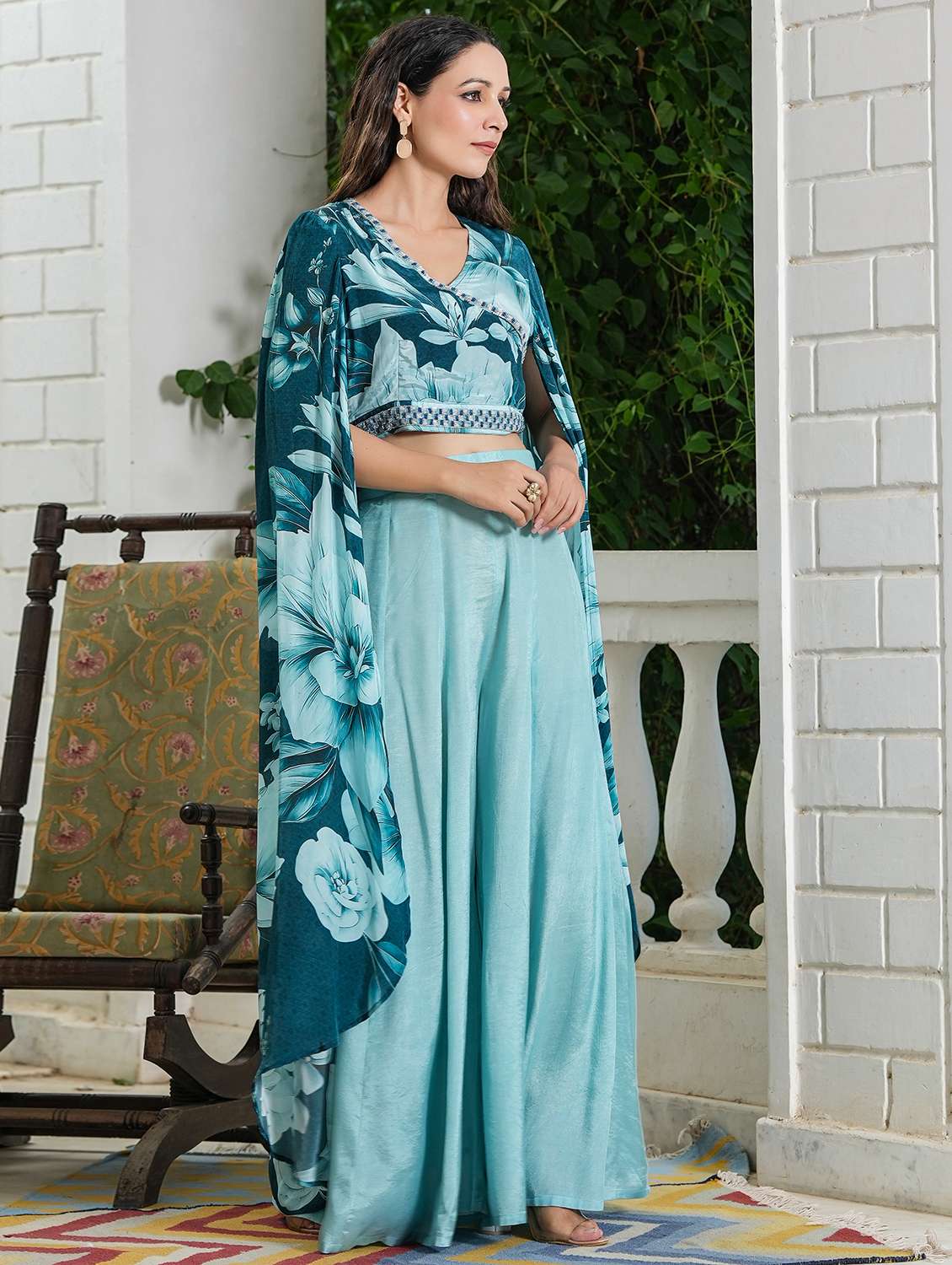 women floral printed v neck fusion set - 22177097 -  Standard Image - 2