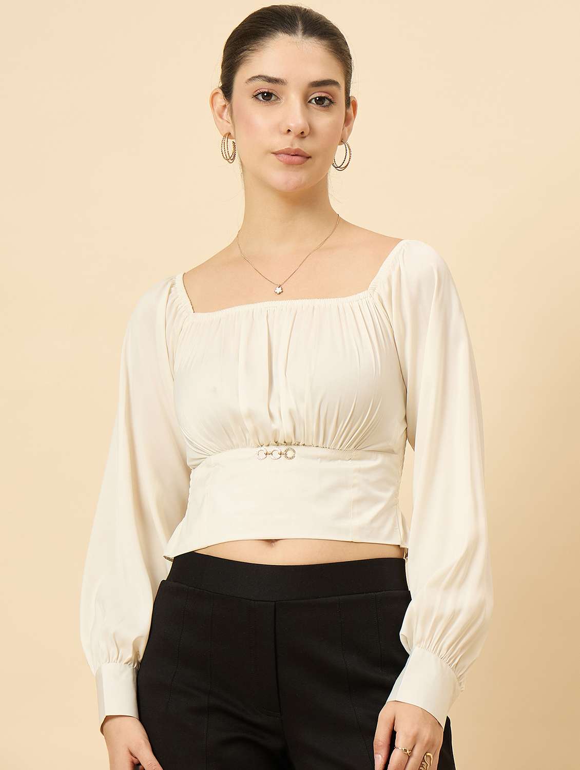 women solid puff sleeve crop top - 22177791 -  Standard Image - 2