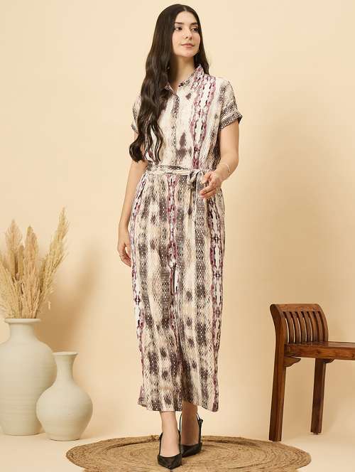 women printed collared short sleeve jumpsuit - 22177868 -  Standard Image - 0