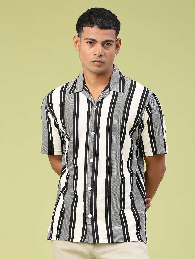 men striped short sleeve regular fit casual shirt - 22177908 -  Standard Image - 2