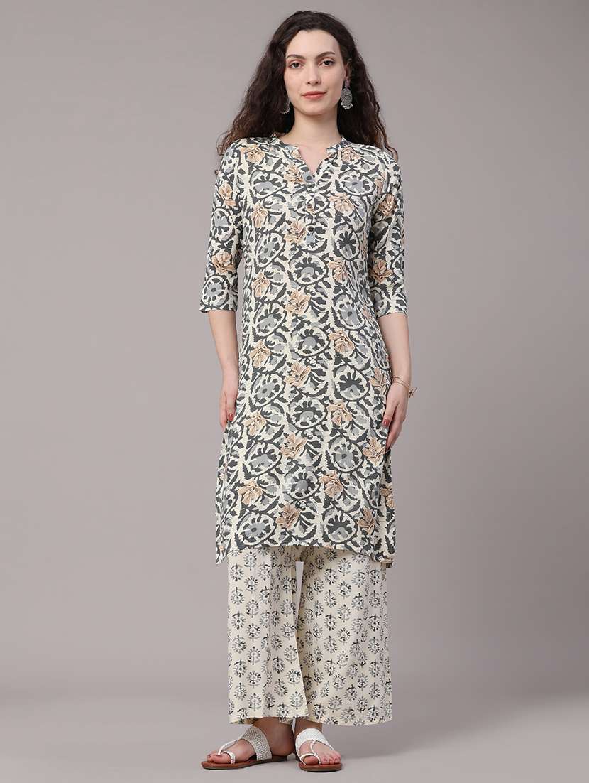 women printed three quarter sleeves kurta and palazzo set