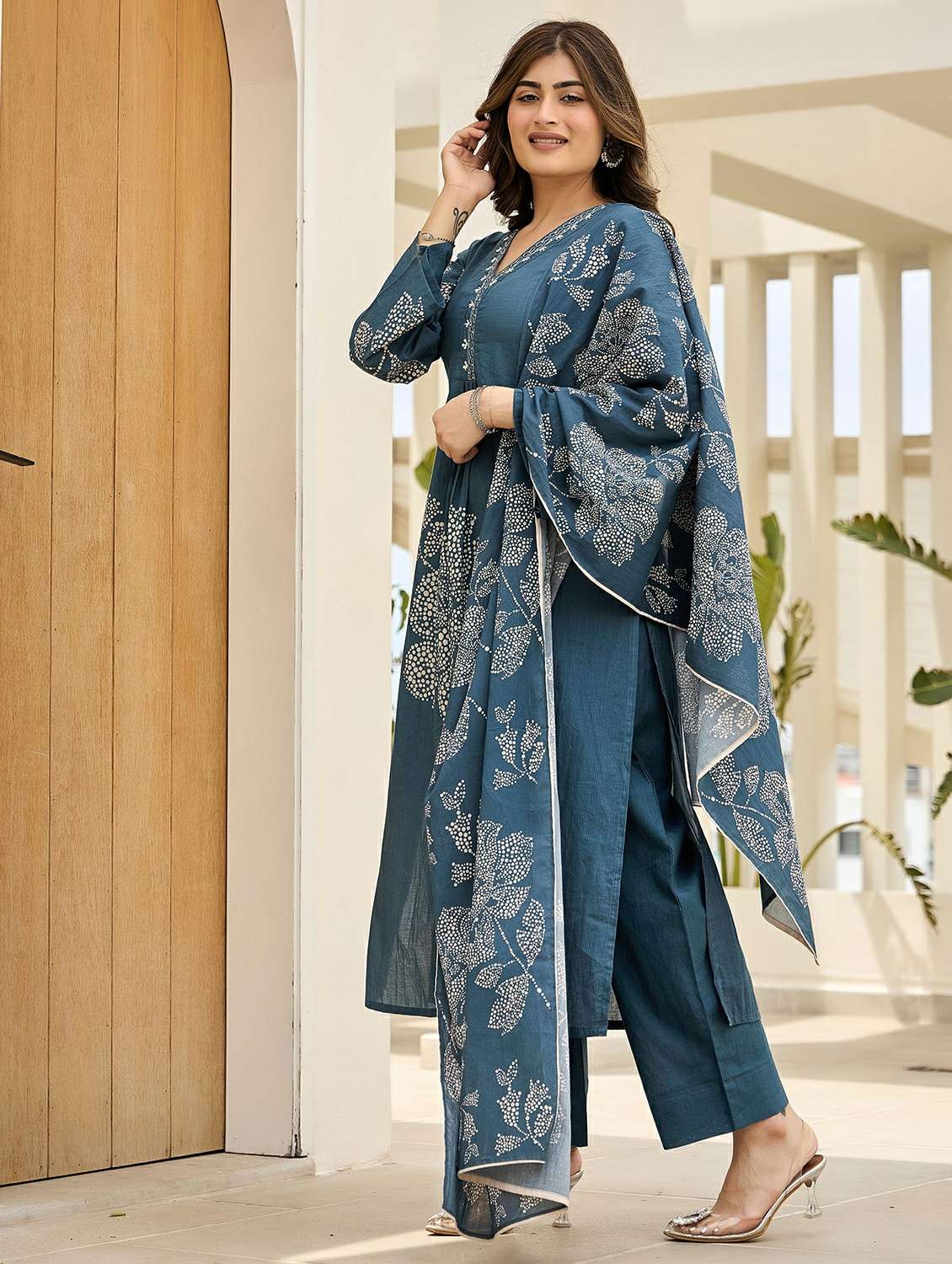 women embroidered flared sleeve kurta pant with dupatta set - 22178485 -  Standard Image - 2