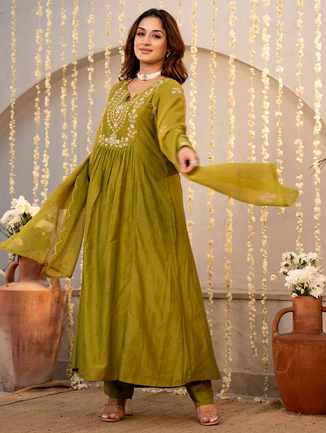women embroidered long sleeve kurta pant with dupatta set - 22178498 -  Standard Image - 2
