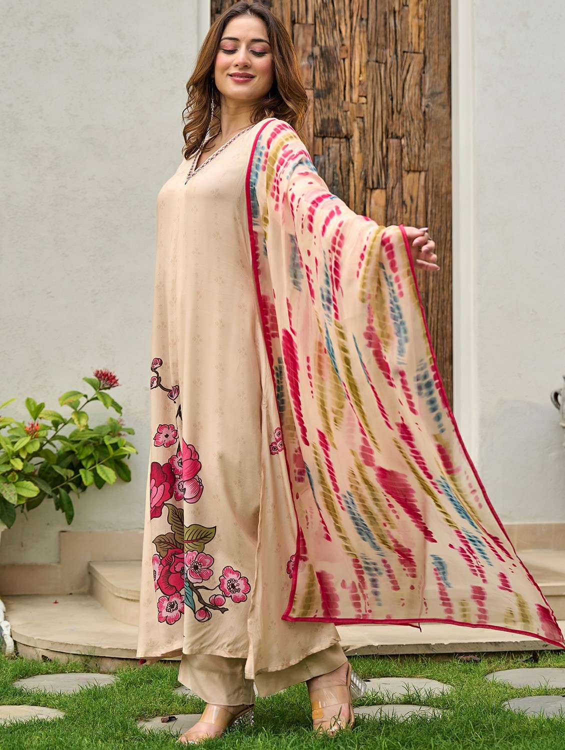 women embroidered long sleeve kurta pant with dupatta set - 22178499 -  Standard Image - 2