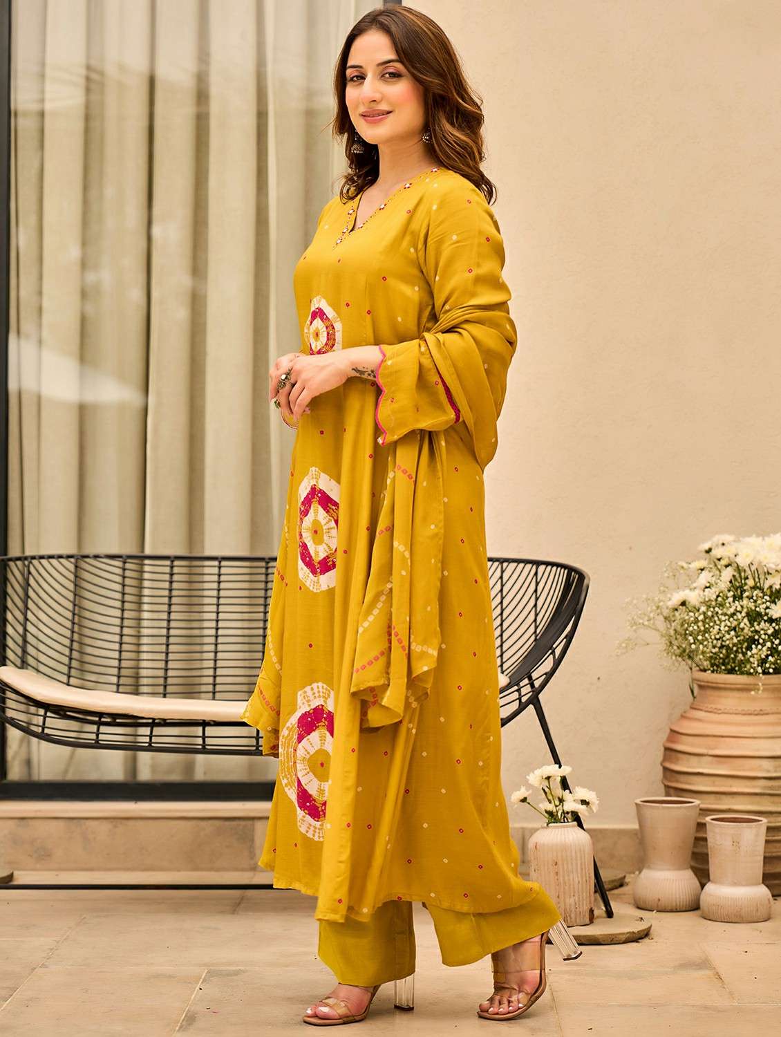 women embroidered long sleeve kurta pant with dupatta set - 22178507 -  Standard Image - 2