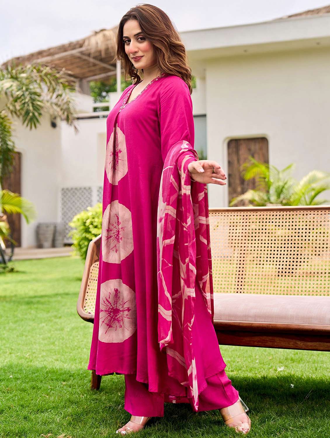 women embroidered long sleeve kurta pant with dupatta set - 22178517 -  Standard Image - 2