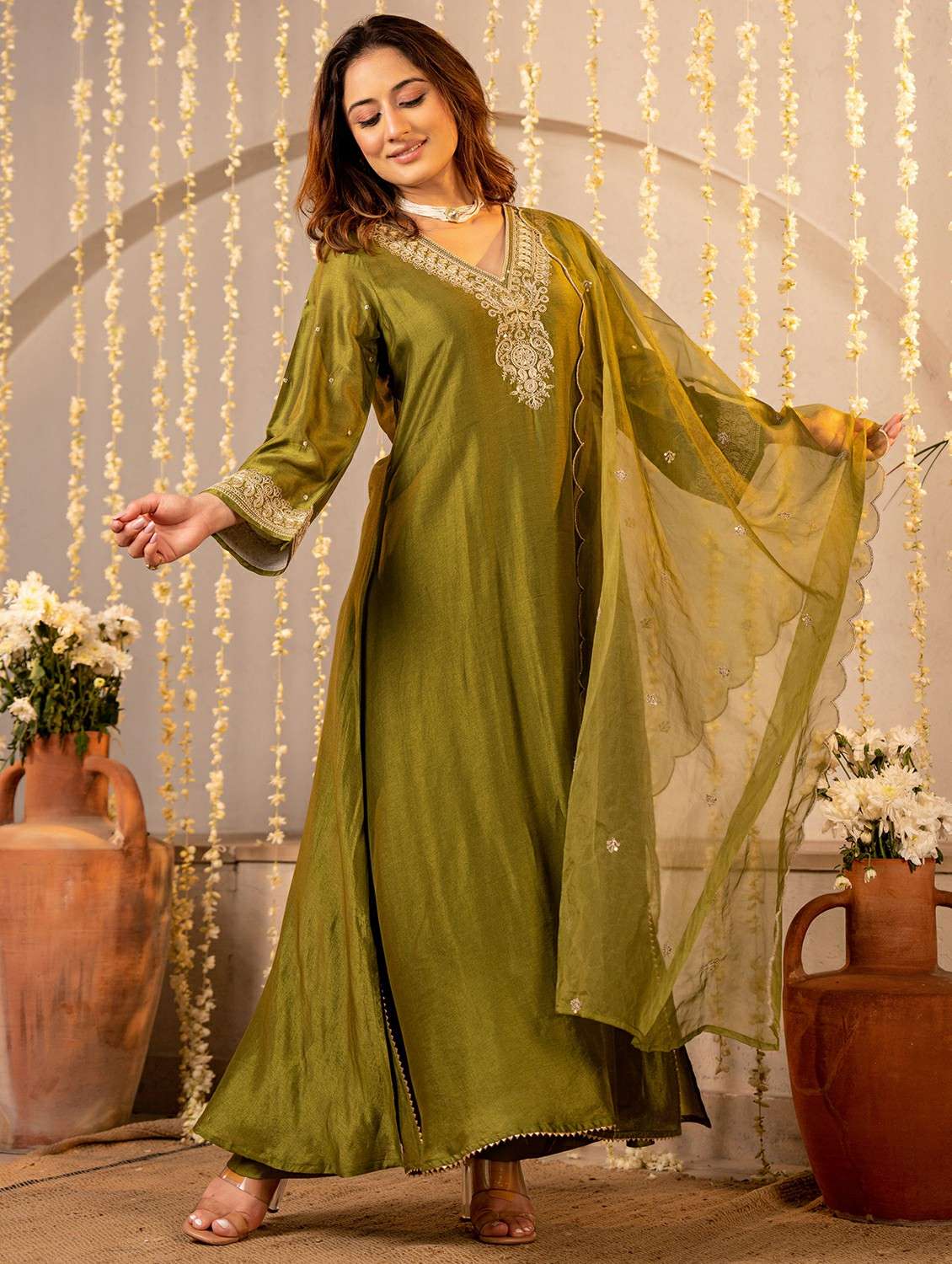 women embroidered three quarter sleeve kurta pant with dupatta set - 22178519 -  Standard Image - 2