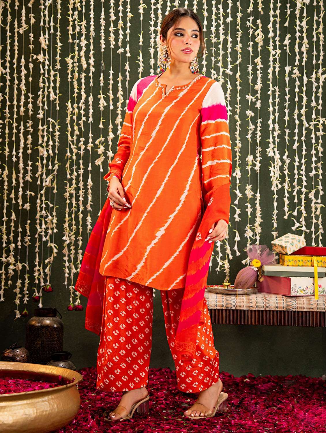 women embroidered long sleeve kurta pant with dupatta set - 22178523 -  Standard Image - 2