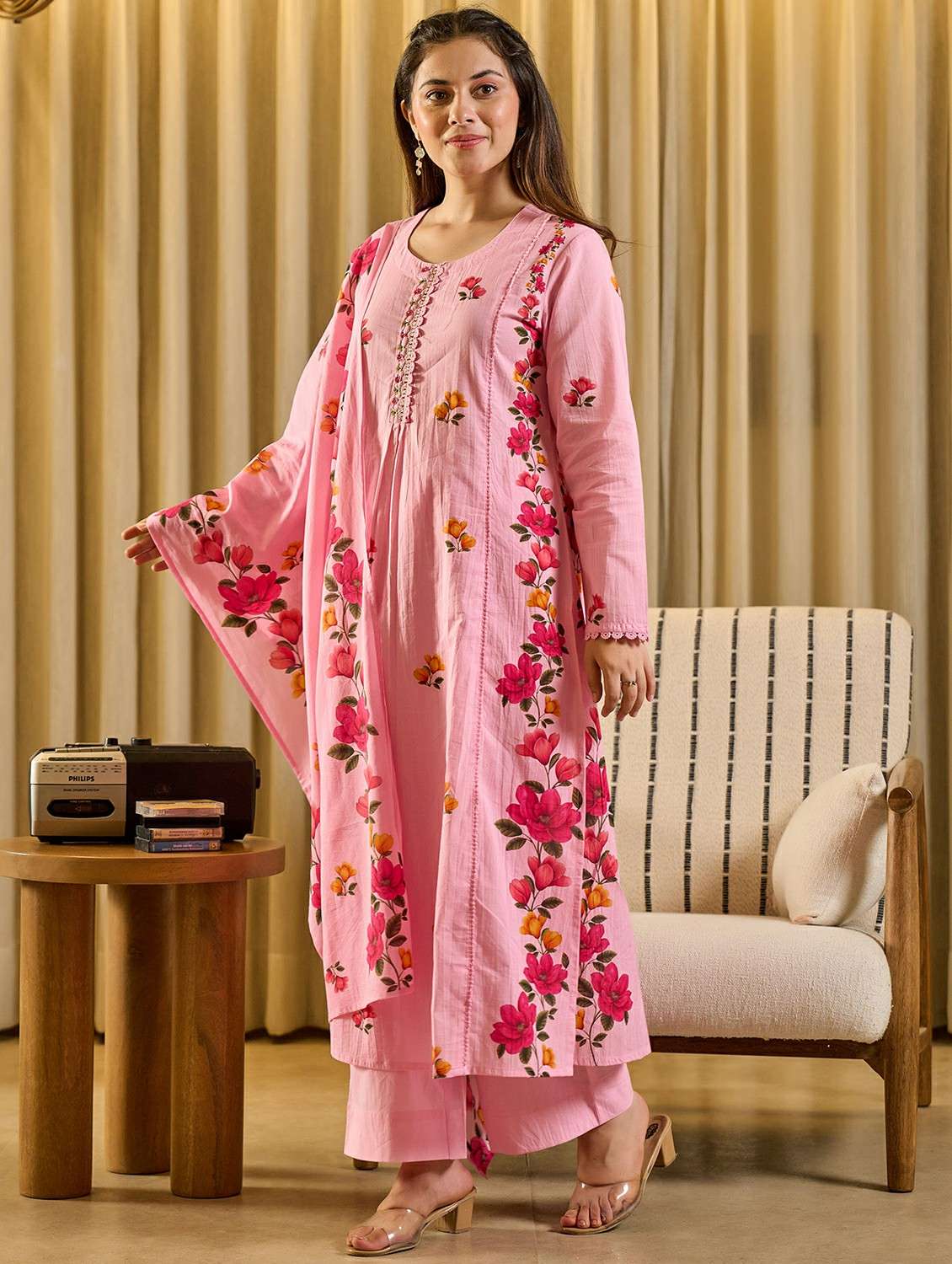 women floral long sleeve kurta pant with dupatta set - 22178526 -  Standard Image - 2