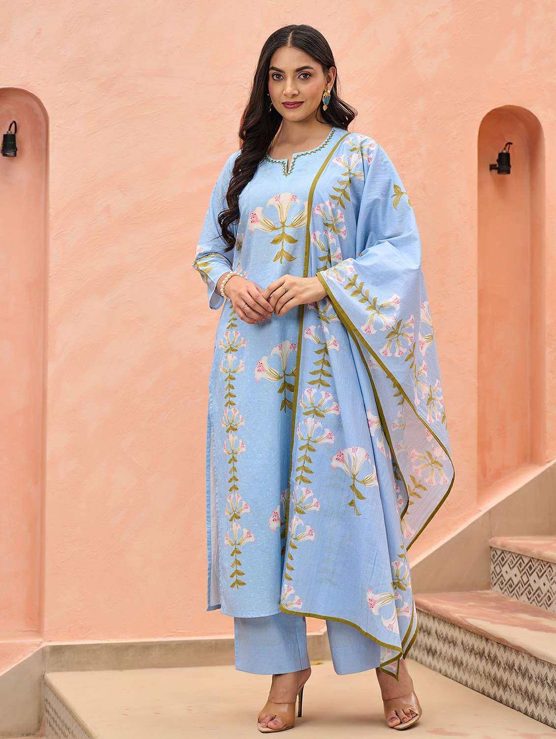 women floral three quarter sleeve kurta pant with dupatta set