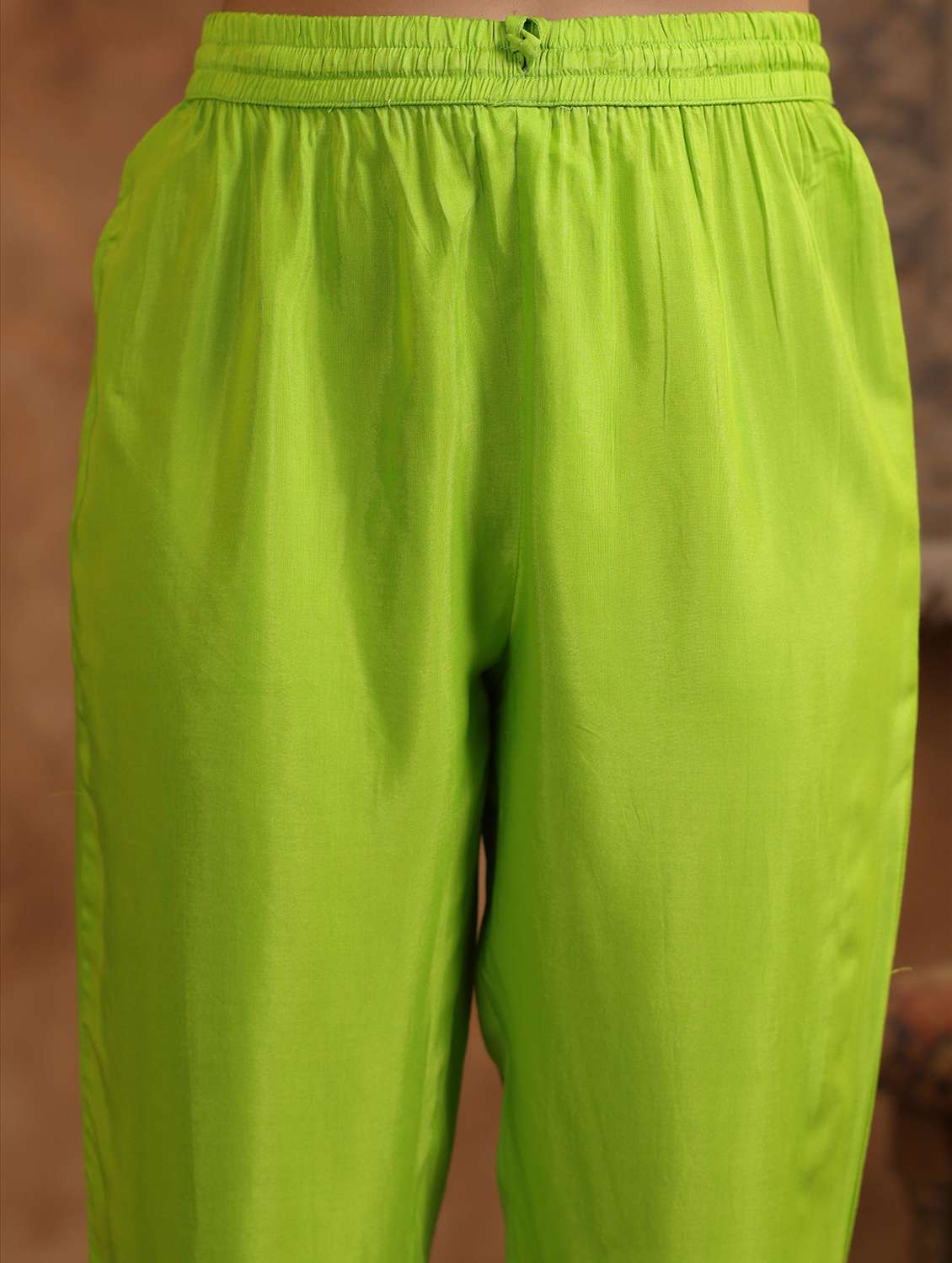 women bandhani three quarter sleeve kurta pant with dupatta set - 22179007 -  Standard Image - 7