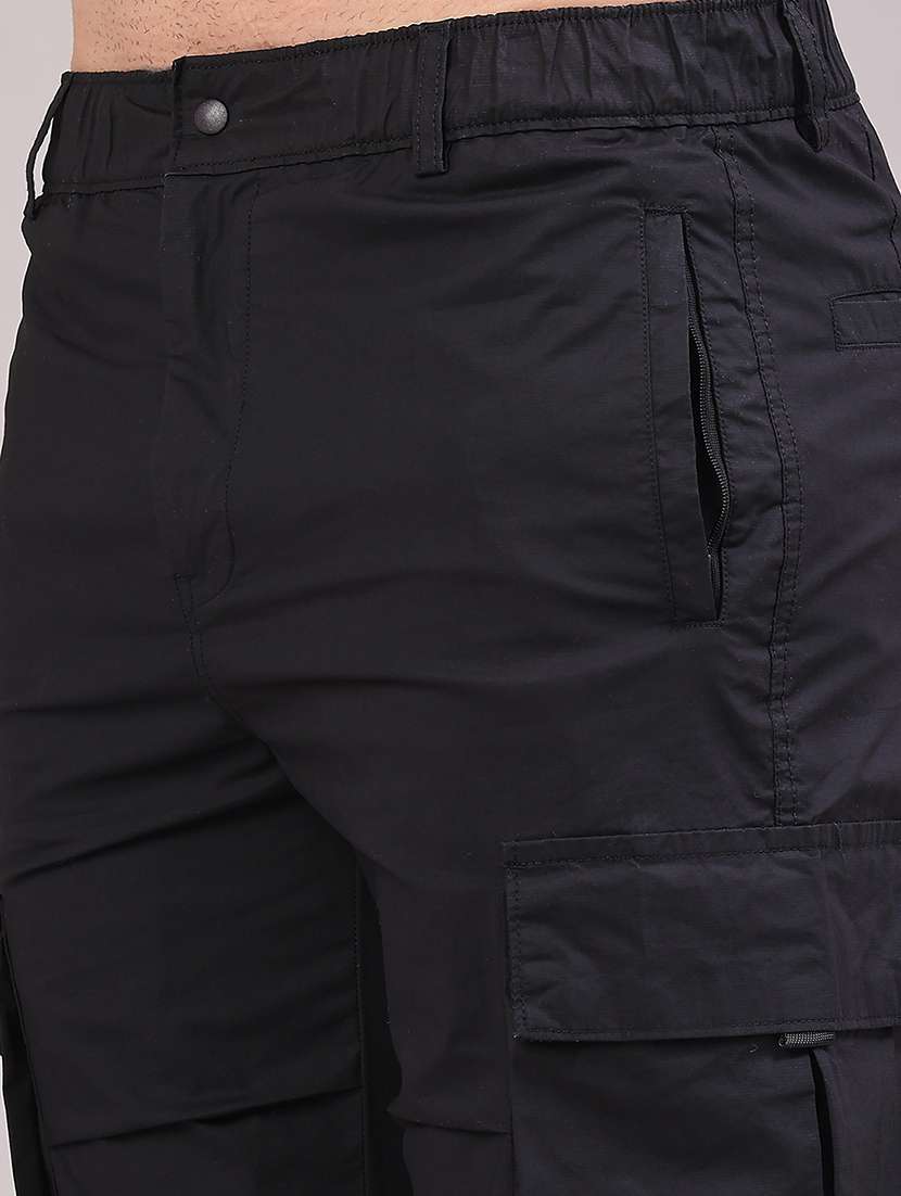 men solid mid rise regular fit cargo - 22179572 -  Standard Image - 2