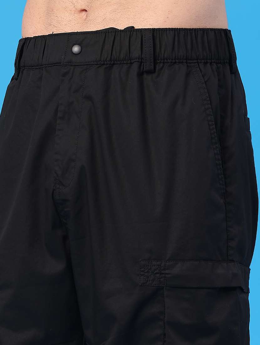 men solid mid rise regular fit cargo - 22179682 -  Standard Image - 2