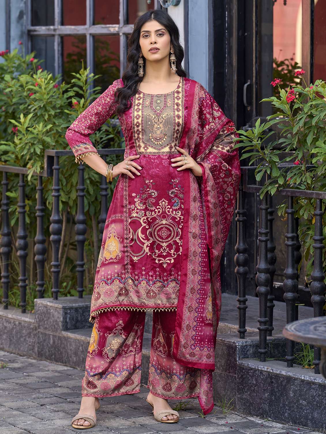 women printed three quarter sleeve kurta palazzo with dupatta set