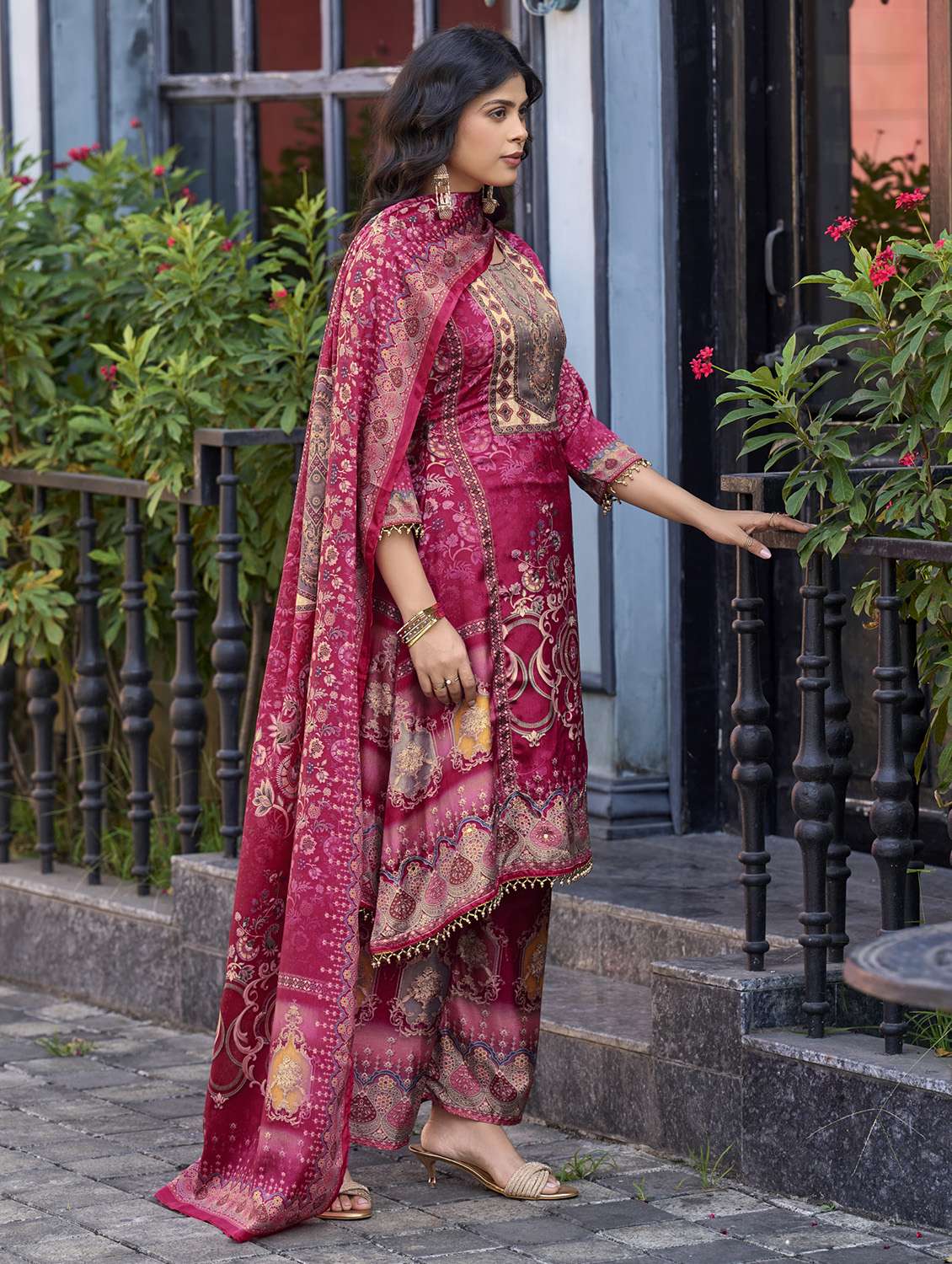 women printed three quarter sleeve kurta palazzo with dupatta set - 22179939 -  Standard Image - 2