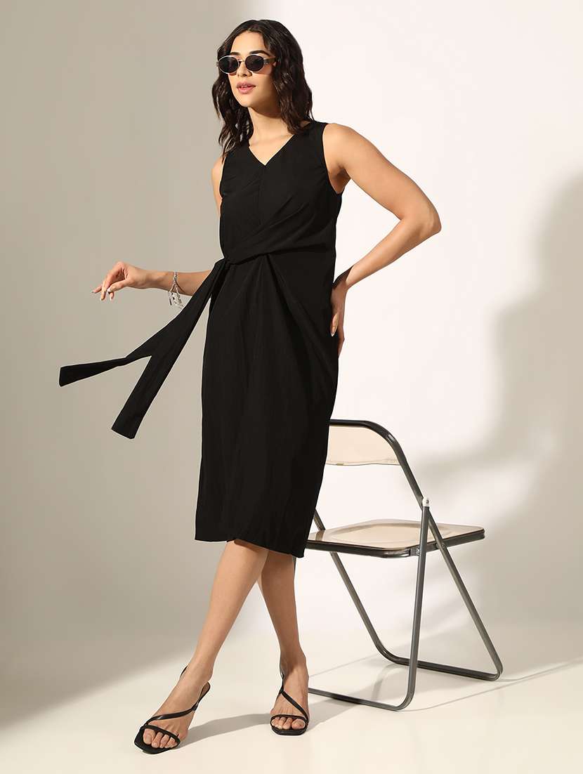 women solid sleeveless a-line dress