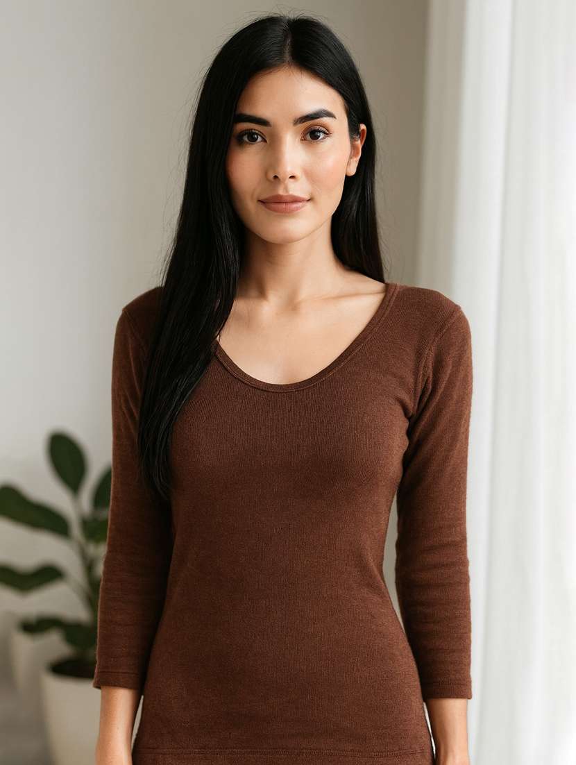 women solid three quarter sleeve thermal top