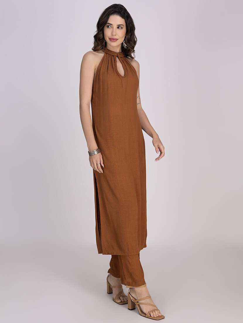 women solid halter neck n a-line kurta - 22181380 -  Standard Image - 2