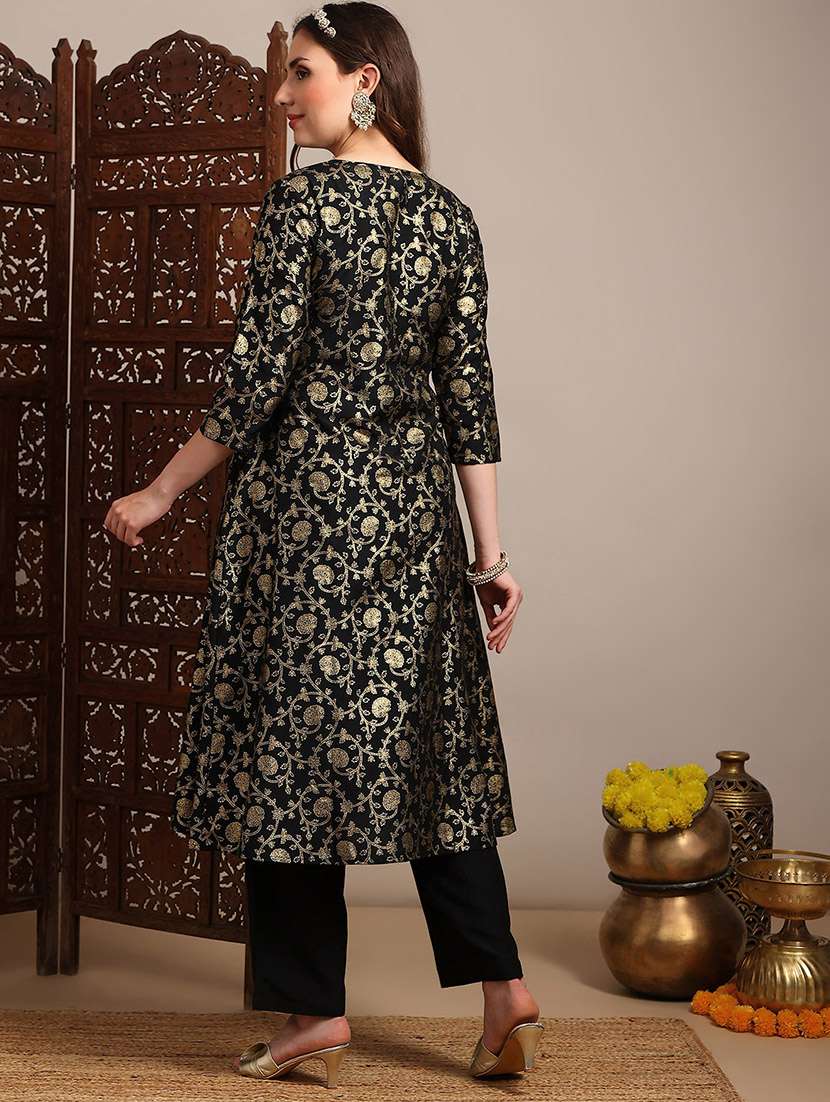 women floral three quarter sleeve kurta pant set - 22182173 -  Standard Image - 2