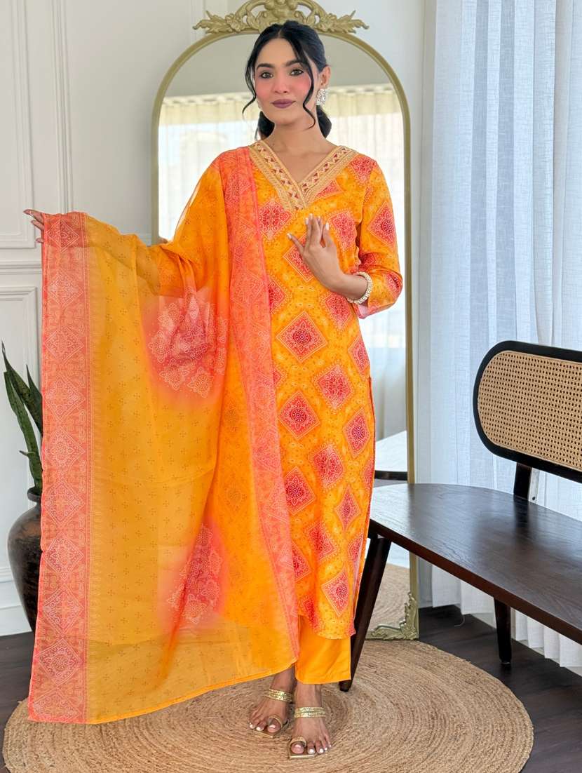 women bandhani three quarter sleeve kurta pant with dupatta set - 22182518 -  Standard Image - 2