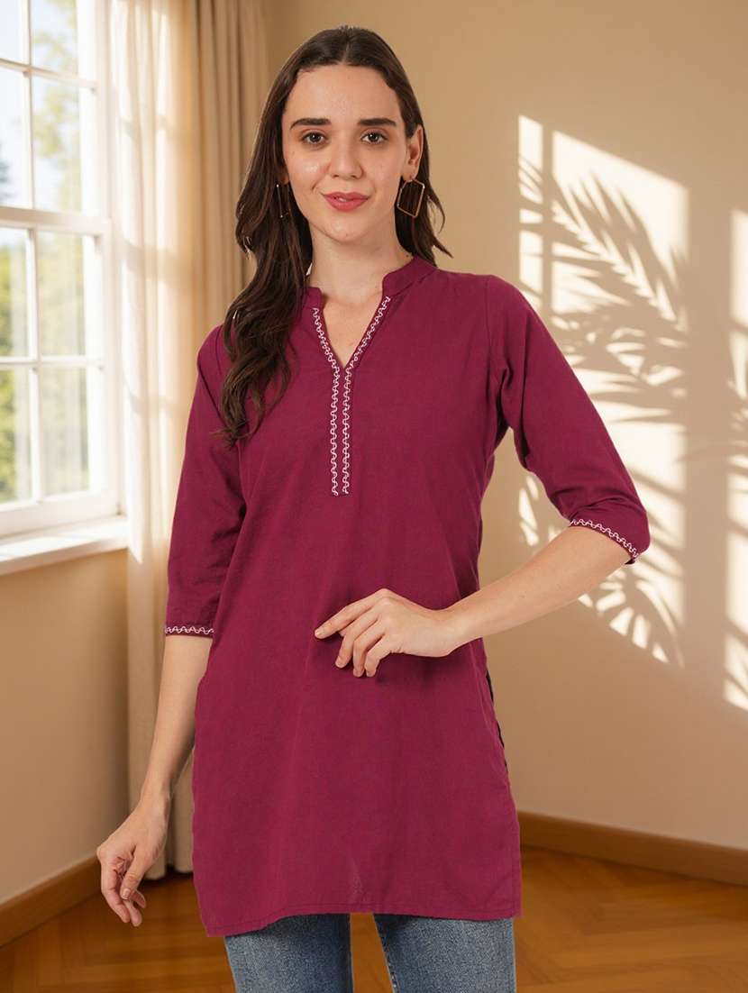women solid three quarter sleeve straight kurti