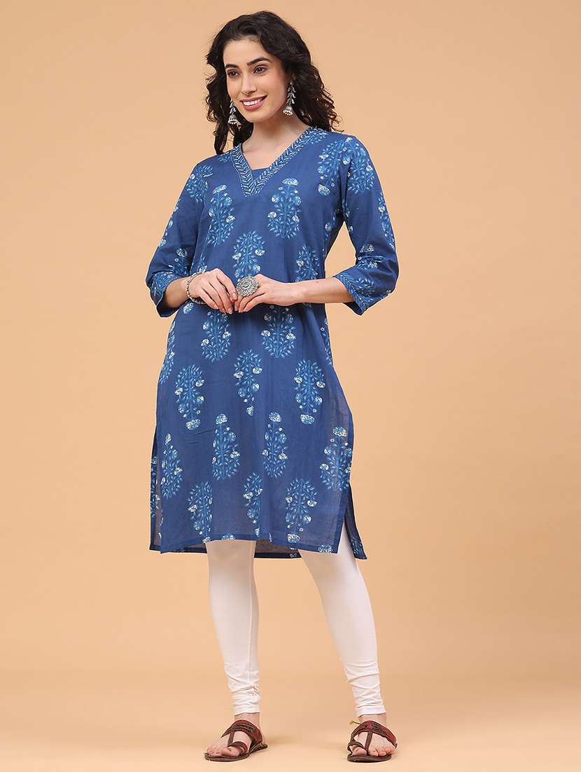 women floral three quarter sleeve straight kurta - 22182950 -  Standard Image - 2
